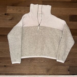 Varley Cozy Gray and White Women's Sweater